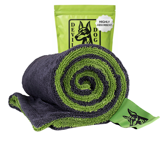 Devil Dog XL Truck & Car Drying Towel | 1200 GSM Microfiber | 24"×45" Green — Streak-Free, Swirl-Free